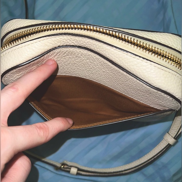 Coach Cream Crossbody Bag - Picture 4 of 4